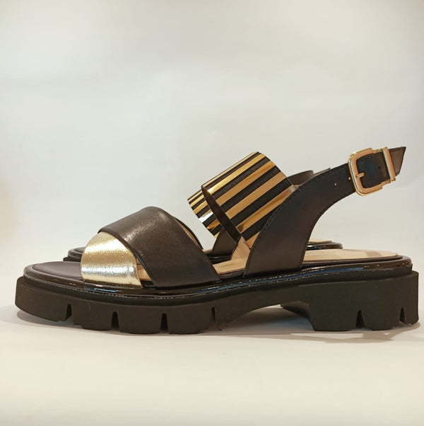 GOLDANDBLACK